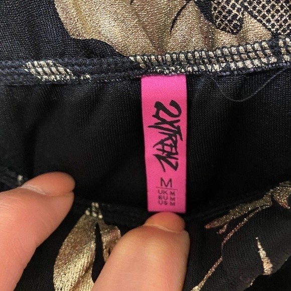 2Xtremz Women’s Printed Bodycon Skirt - Picture 6 of 7